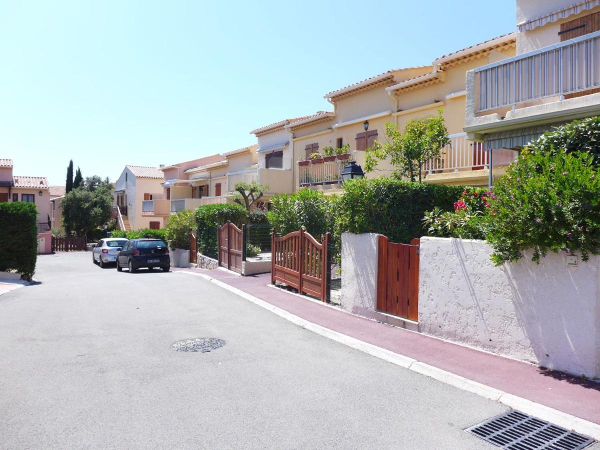 Apartment Des Calanques-1 By Interhome Saint Aygulf
